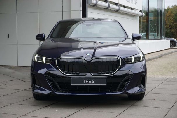 BMW 520i 140 kW image number 2