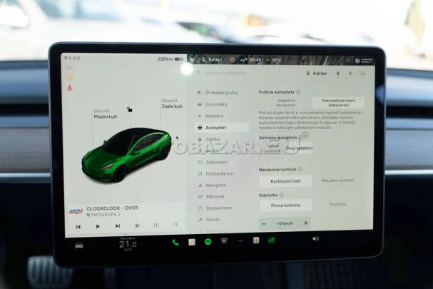 Tesla Model 3 Performance AWD 377 kW image number 29