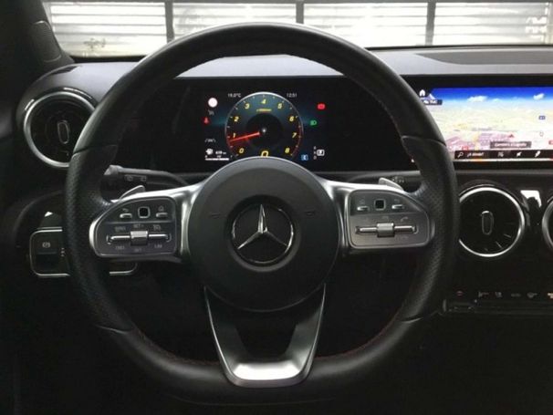 Mercedes-Benz A 180 100 kW image number 7