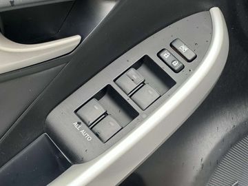 Car image 36