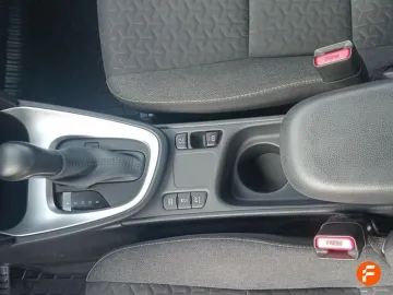 Car image 24