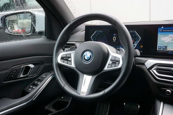 BMW 320 e 150 kW image number 22