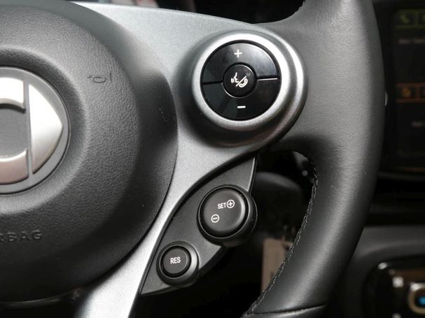 Smart ForTwo EQ 60 kW image number 11