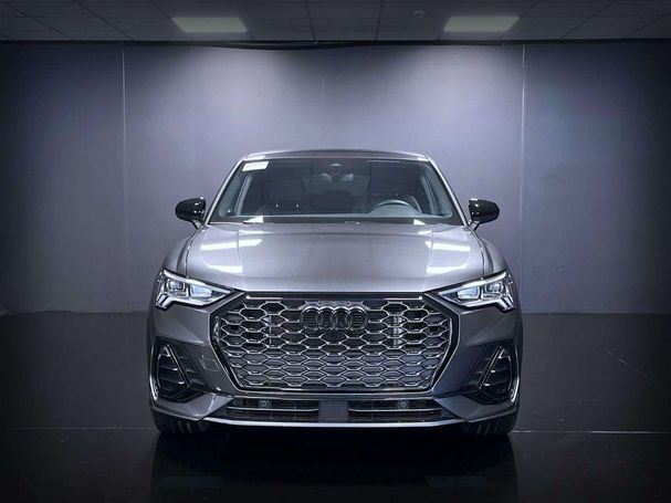 Audi Q3 45 TFSIe S tronic S-line 180 kW image number 3