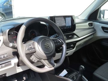 Car image 30