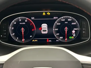 Car image 30