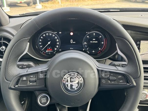 Alfa Romeo Giulia 2.2 AT8 118 kW image number 9