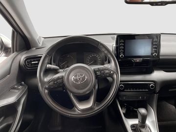 Car image 10