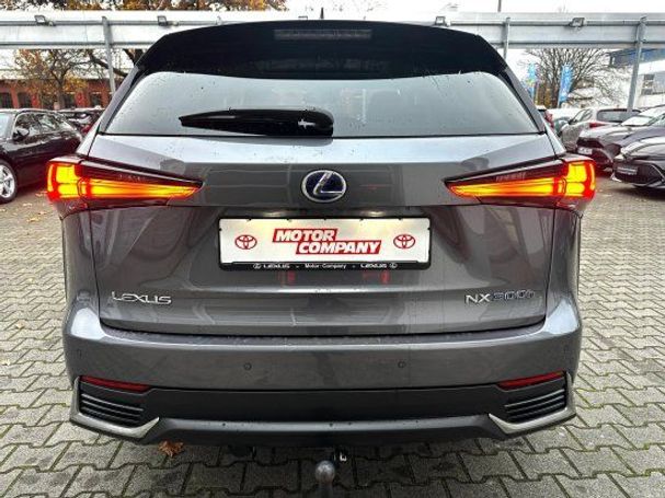 Lexus NX 300 H 145 kW image number 8