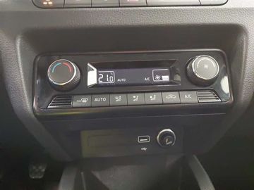 Car image 31