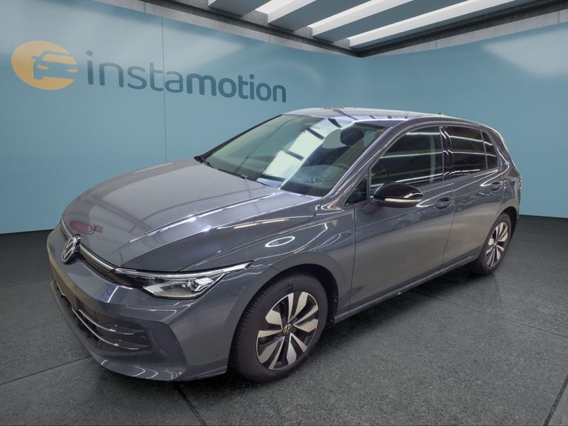 Volkswagen Golf 8 2.0