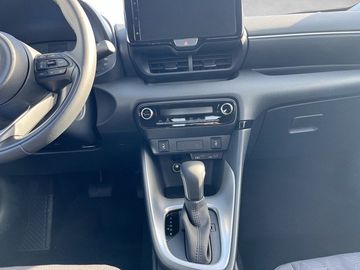 Car image 12