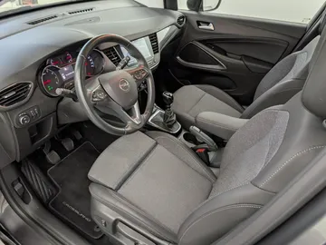 Car image 31