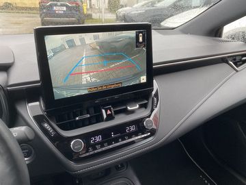 Car image 21