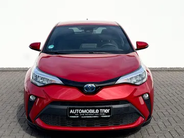 Car image 3