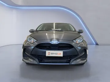 Car image 2