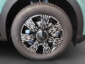Car image 27