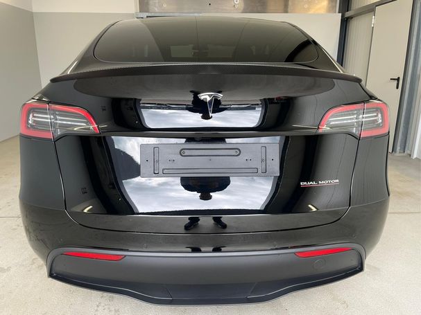 Tesla Model Y Performance AWD Dual Motor 393 kW image number 3