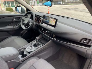 Car image 26