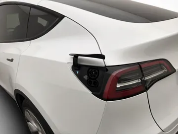 Car image 38