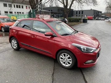 Car image 2