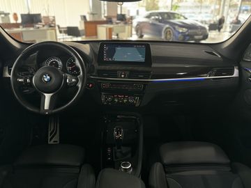 Car image 39