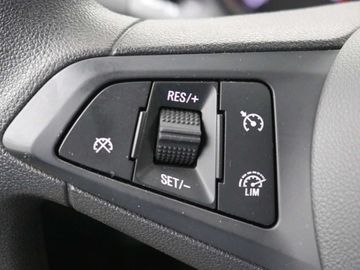 Car image 35