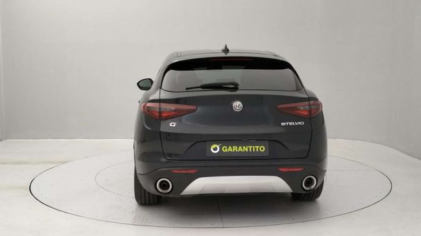 Alfa Romeo Stelvio 2.2 Q4 140 kW image number 3