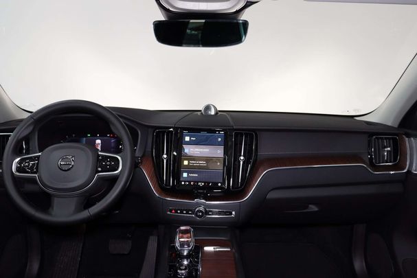 Volvo XC60 Plug-in Hybrid T8 Ultimate Dark AWD 335 kW image number 25