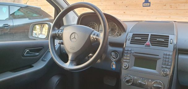 Mercedes-Benz A 160 70 kW image number 13