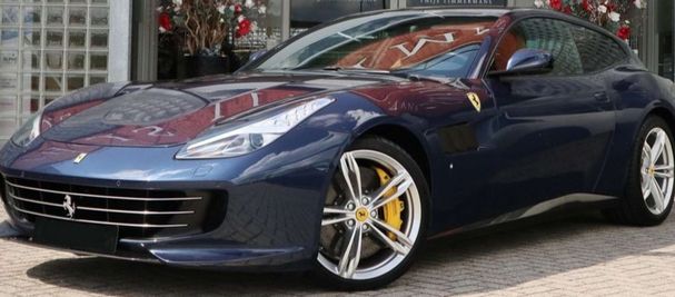 Ferrari GTC4 Lusso 6.3 V12 507 kW image number 1