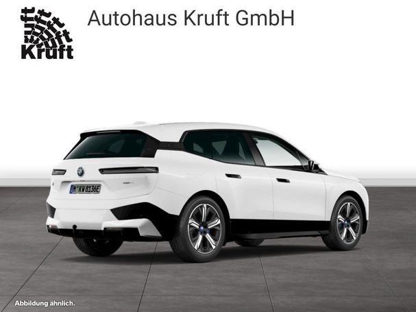 BMW iX xDrive40 240 kW image number 2