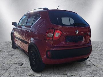 Car image 4