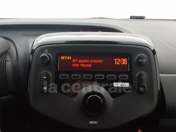 Citroen C1 VTi 72 FEEL 53 kW image number 21