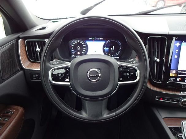 Volvo XC60 Recharge T8 AWD 288 kW image number 14