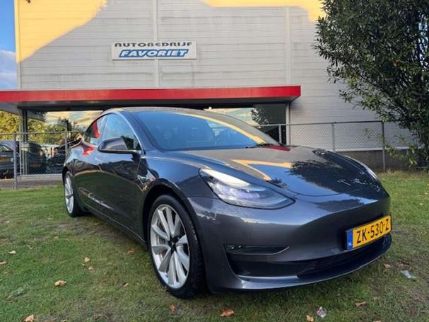 Tesla Model 3 Long Range AWD 258 kW image number 2