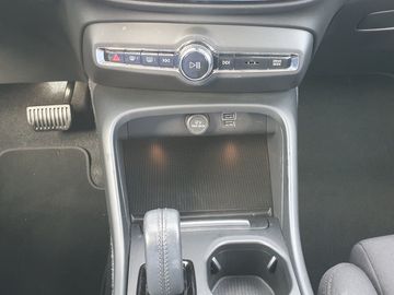 Car image 26