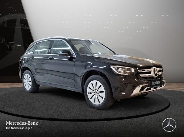 Mercedes-Benz GLC 300 e 235 kW image number 3