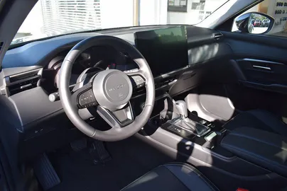 Car image 27