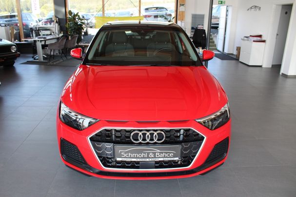 Audi A1 30 TFSI Sportback Advanced 85 kW image number 3