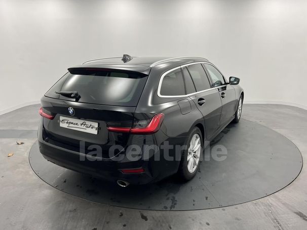 BMW 320i Touring 135 kW image number 4