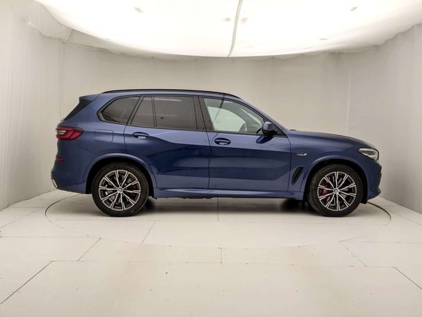 BMW X5 45e xDrive 290 kW image number 3