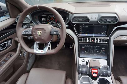 Car image 41