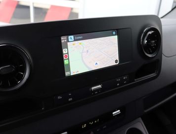 Car image 36