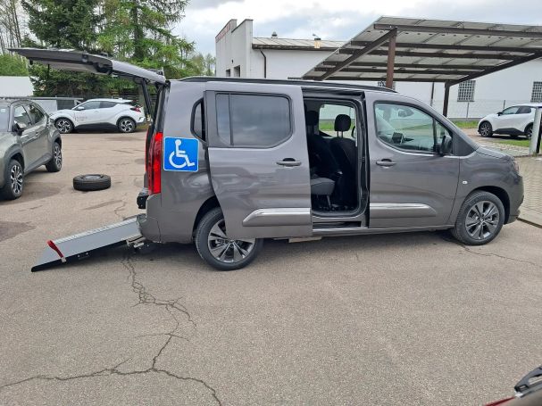 Toyota Proace Verso 75 kW image number 4