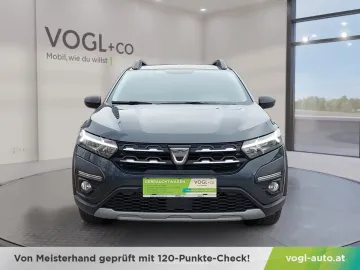 Car image 2