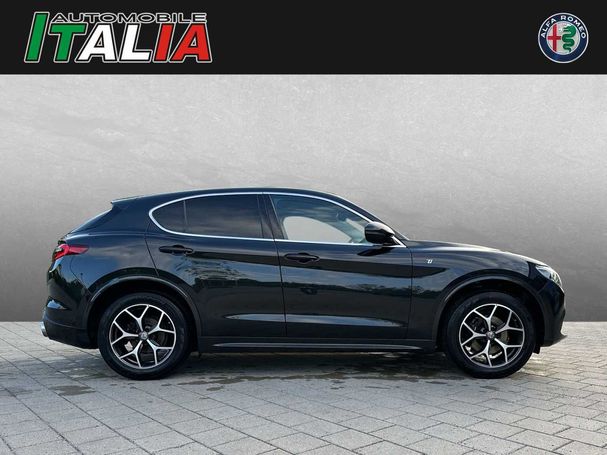 Alfa Romeo Stelvio 2.2 Q4 Lusso 154 kW image number 2