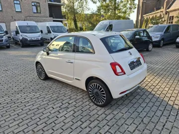 Car image 18