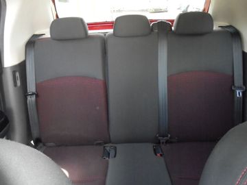Car image 43