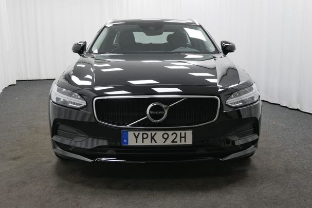 Volvo V90 D4 AWD Momentum 141 kW image number 3